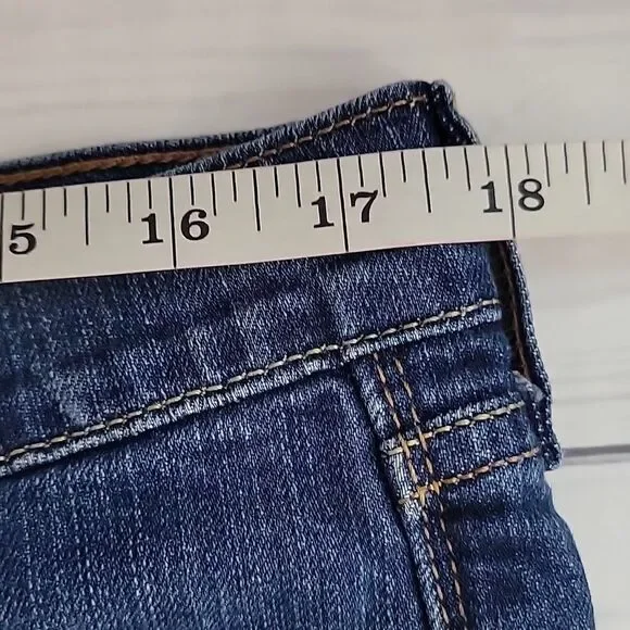 The Flirt by Old Navy boot cut blue denim jeans Women's Size 14L - Picture 12 of 14